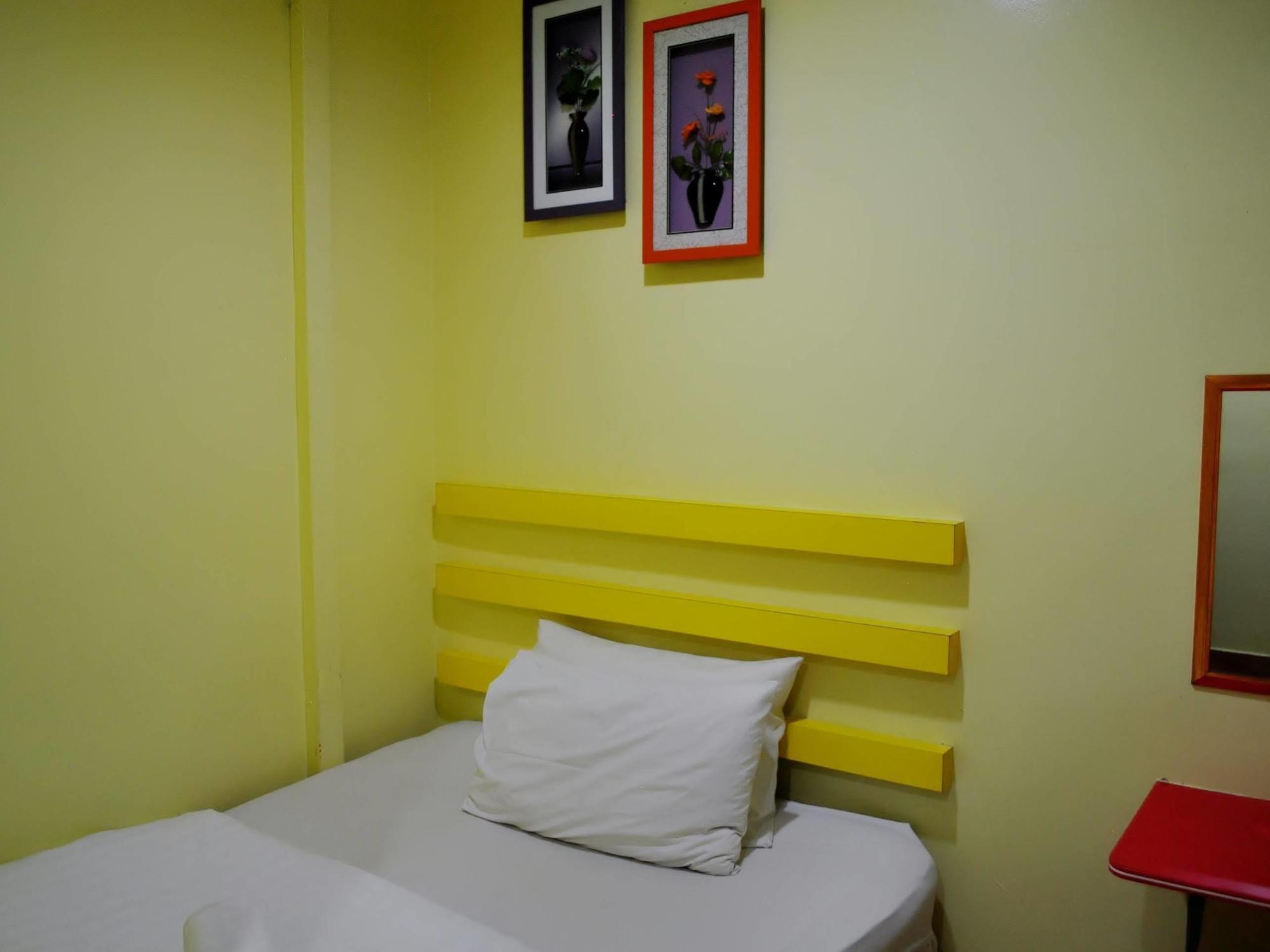 Rest & Go Hotel Shah Alam @ Uitm & Hospital Шах-Алам Екстер'єр фото